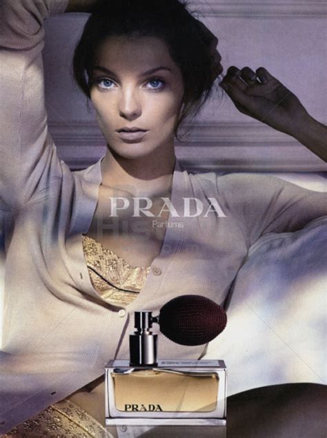 Prada SpA, PRP0:FRA summary 